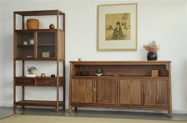 Chinese-Style Sideboard Made of North American Black Walnut(图1)