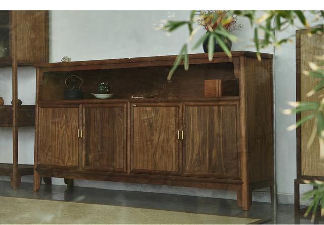 Chinese-Style Sideboard Made of North American Black Walnut(图2)